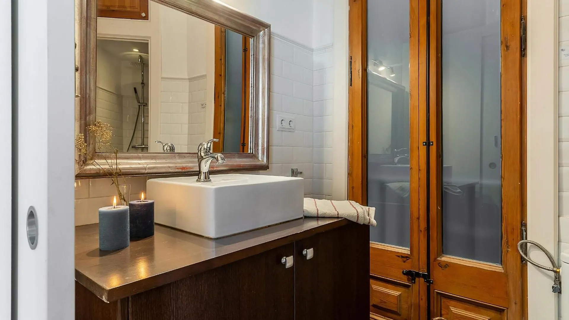 Canela Homes Barcelona Family Espagne